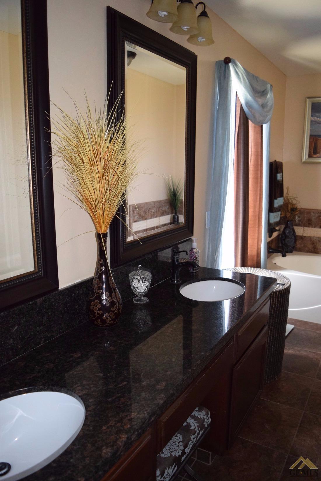 4502 Chinta Drive Bakersfield, CA 93313 - Photo 21 of 29