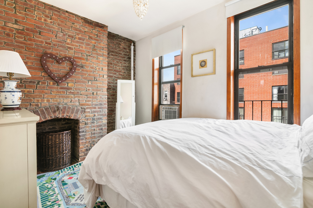 13 Cornelia Street, Unit 5A Manhattan, NY 10014 - Photo 3 of 4