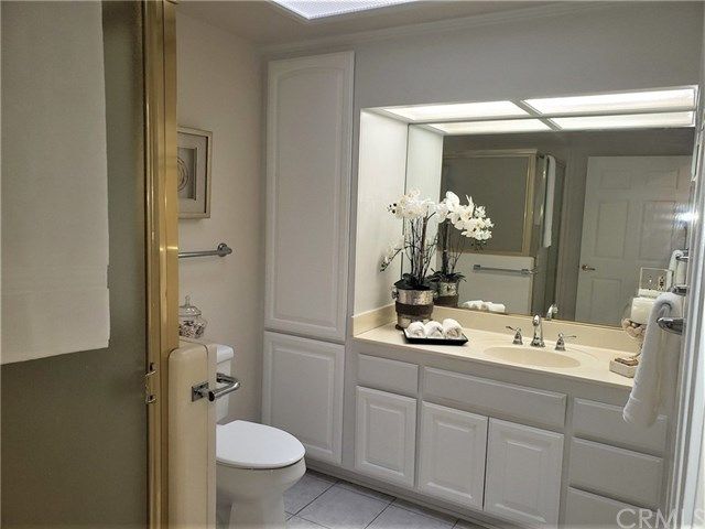 $347,000 | 13341 Twin Hills Drive, Unit M1257A, Seal Beach, CA 90740