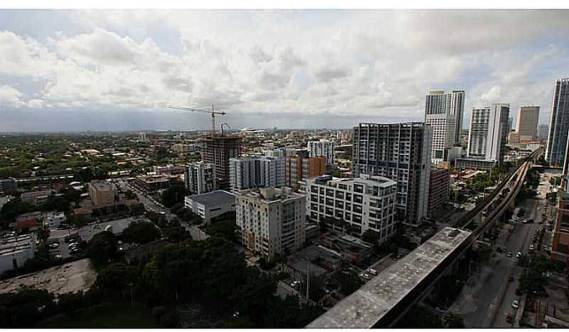 79 Southwest 12th Street, Unit 2612S Miami, FL 33130 - Photo 19 of 26