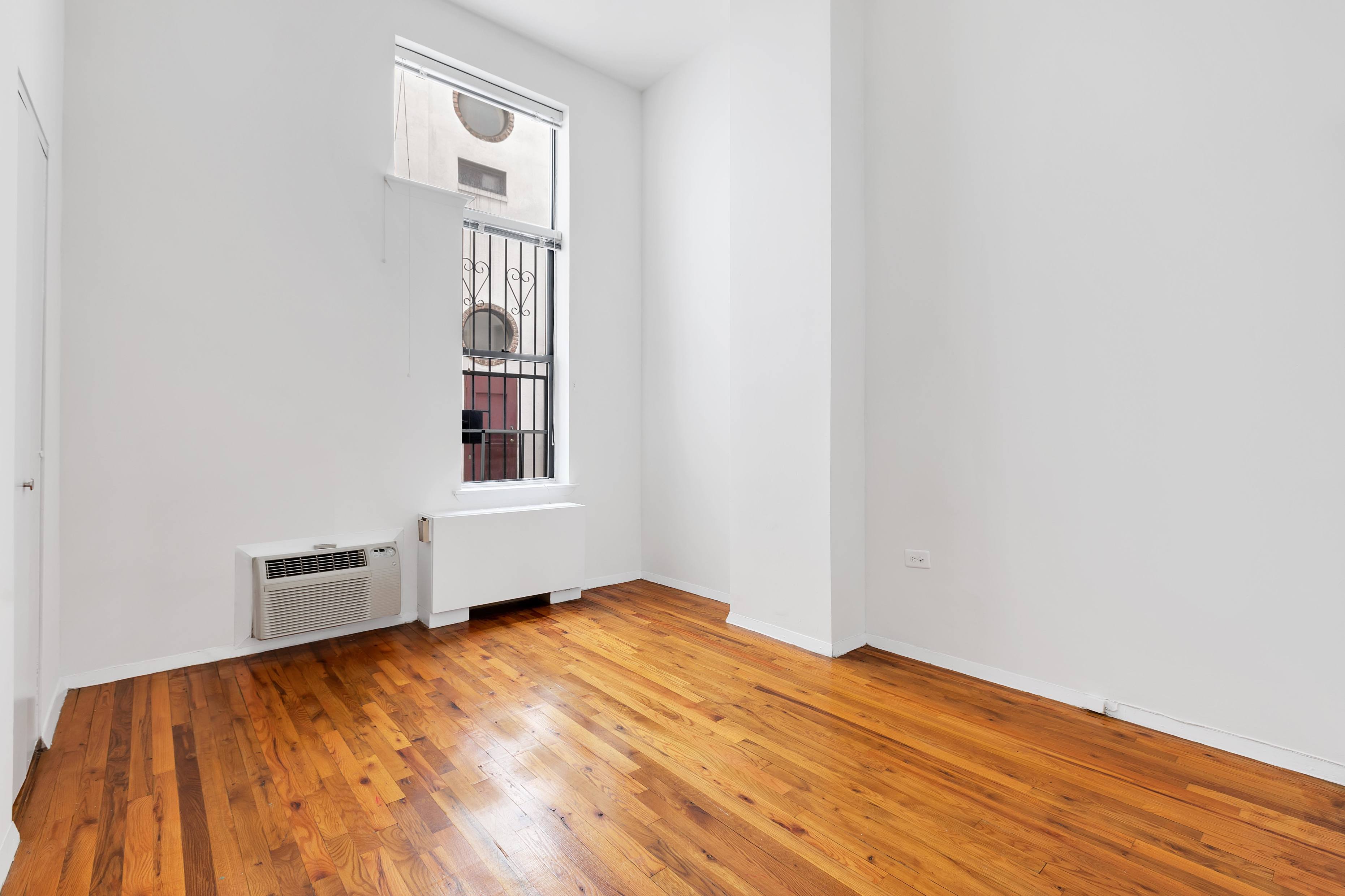 215 West 84th Street, Unit 118 Manhattan, NY 10024 - Photo 4 of 6