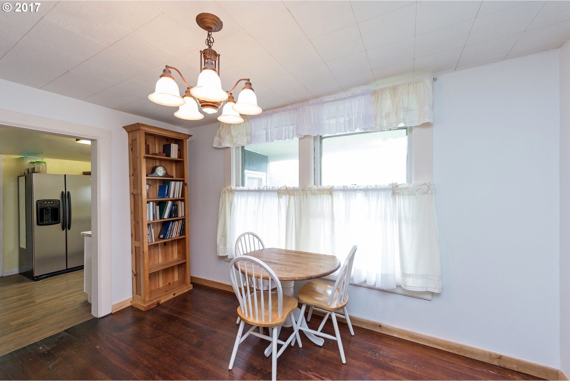 424 West Main Street Silverton, OR 97381 - Photo 5 of 30 Gallery Image 5