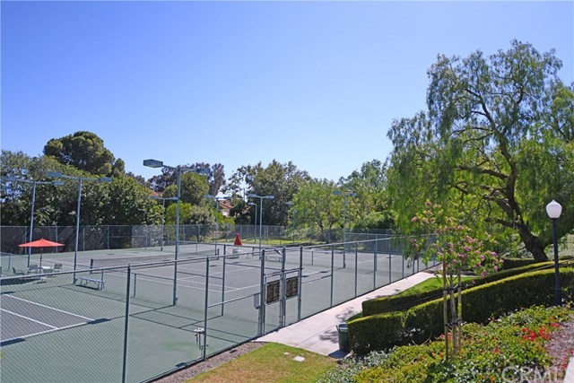 663 Colonial Circle Fullerton, CA 92835 - Photo 44 of 46