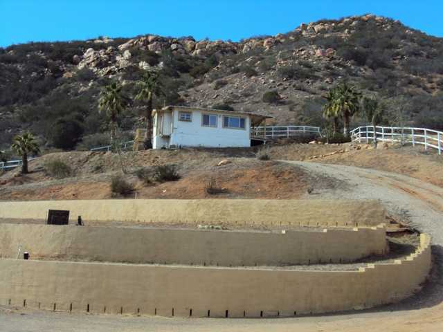 299 Arnold Way Alpine, CA 91901 - Photo 3 of 25