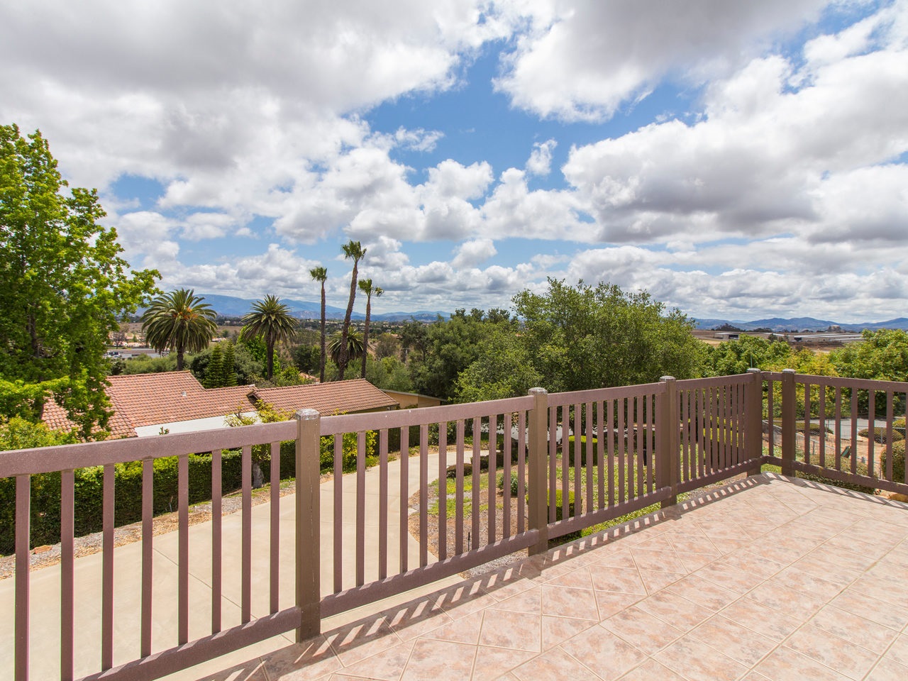 319 Hill Fallbrook Ca Fallbrook, CA 92028 - Photo 7 of 25