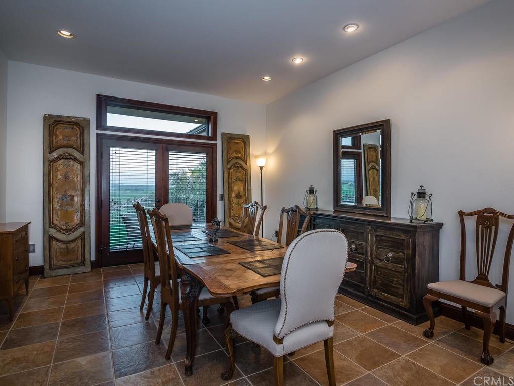 2390 Battering Rock Road Templeton, CA 93465 - Photo 16 of 44