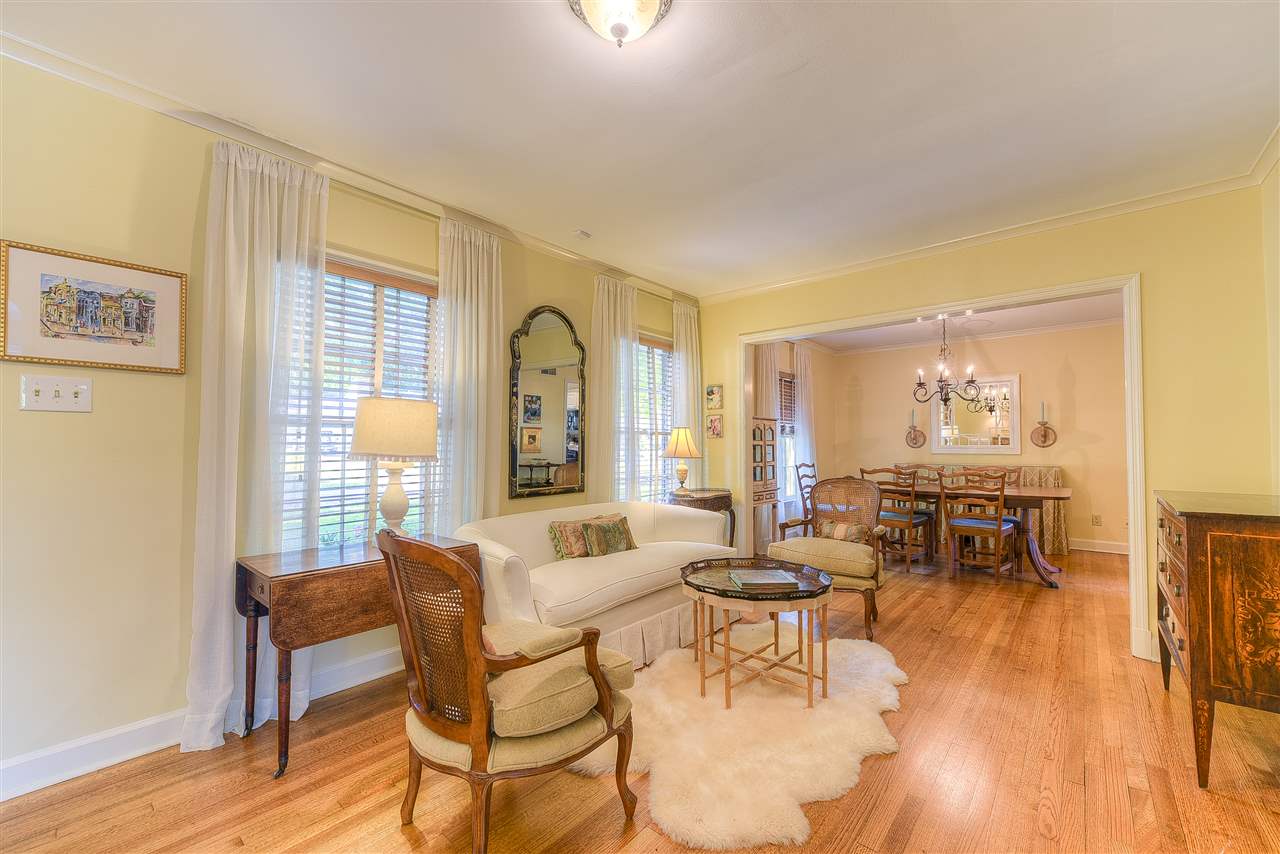 4284 Sequoia Road Memphis, TN 38117 - Photo 4 of 25