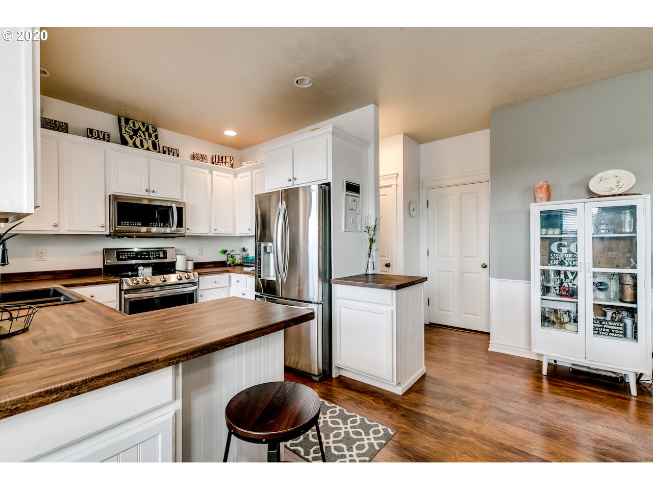 1814 Heath Drive Eugene, OR 97402 - Photo 12 of 26