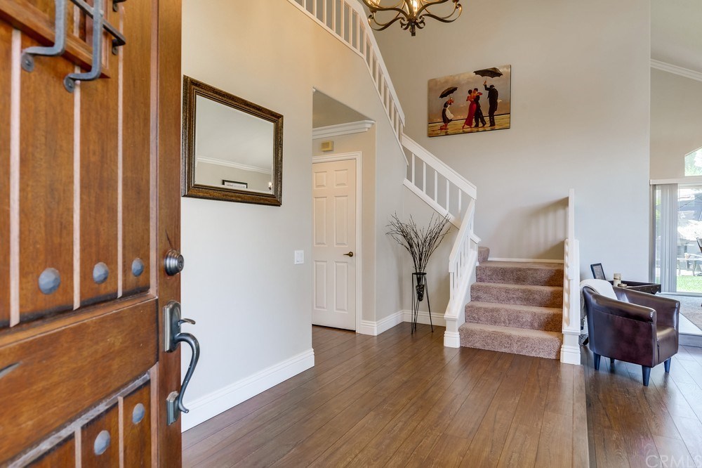 2310 Whiteoak Lane Corona, CA 92882 - Photo 7 of 46