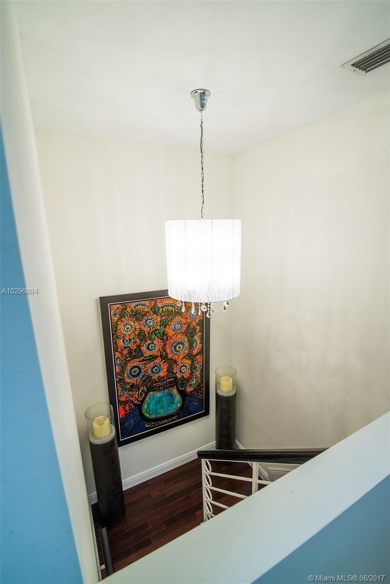 5571 Southwest 70th Place South Miami, FL 33155 - Photo 26 of 35