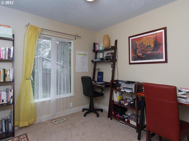630 Southwest Alice Street Portland, OR 97219 - Photo 9 of 12 Gallery Image 9