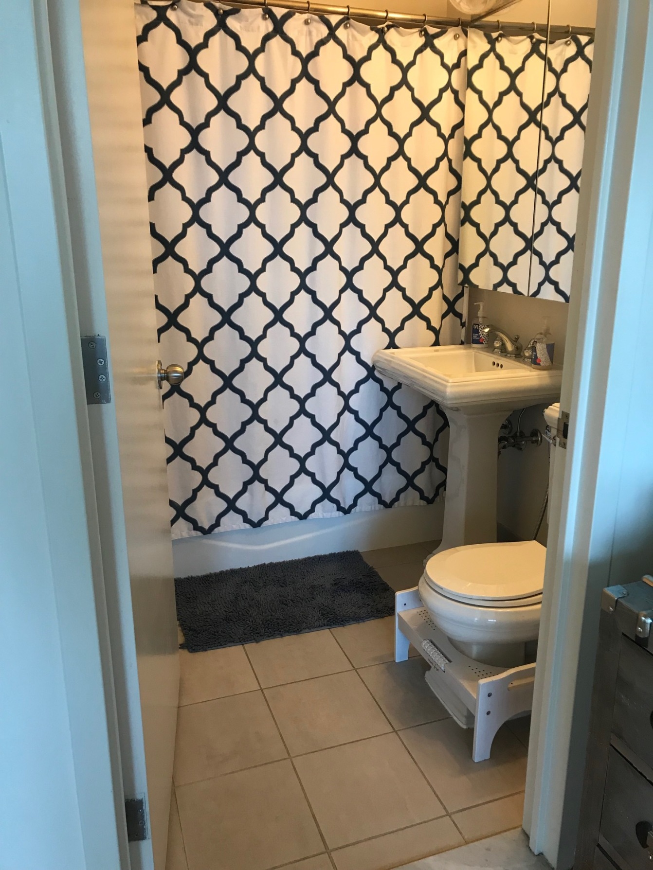 66 West 38th Street, Unit 24F Manhattan, NY 10018 - Photo 3 of 4