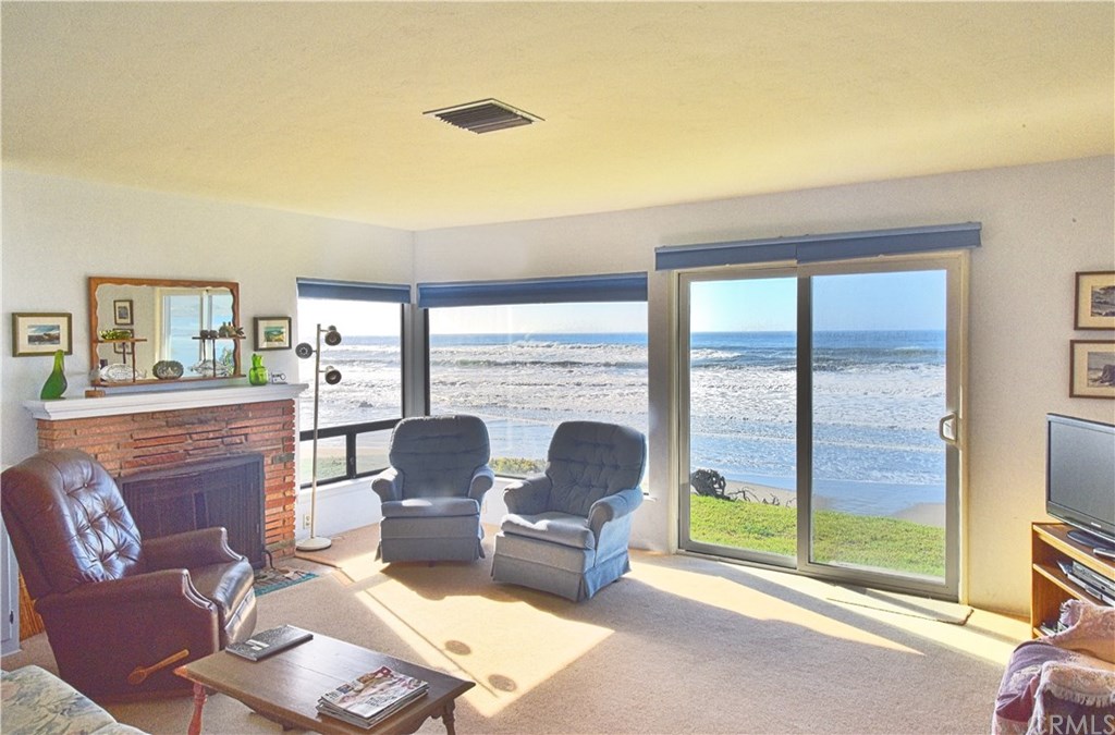 998 Pacific Avenue Cayucos, CA 93430 - Photo 7 of 23