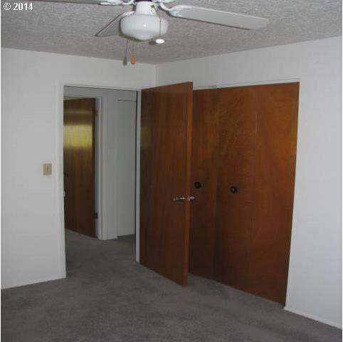 1016 Stanfield Road Woodburn, OR 97071 - Photo 10 of 12 Gallery Image 10
