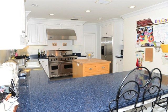 $1,200,000 | 3918 Elm Avenue, Long Beach, CA 90807