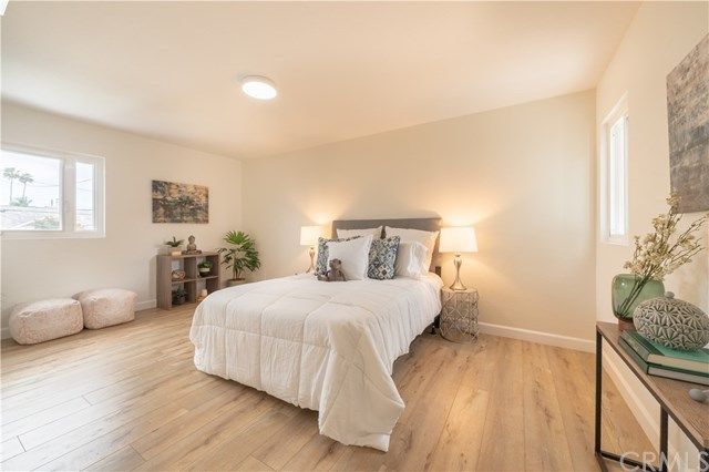 $1,799,999 | 397 La Perle Lane, Costa Mesa, CA 92627