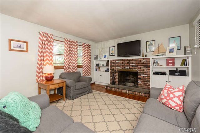 1 Ridge Road Bayville, NY 11709 - Photo 2 of 12