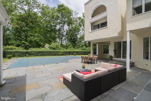 $865,000 | 866 Roscommon Road, Bryn Mawr, PA 19010