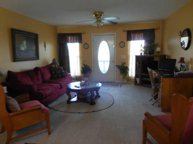 3 Meredeth Lynn Road Fayetteville, TN 37334 - Photo 3 of 24 Entry from front porch into living room.