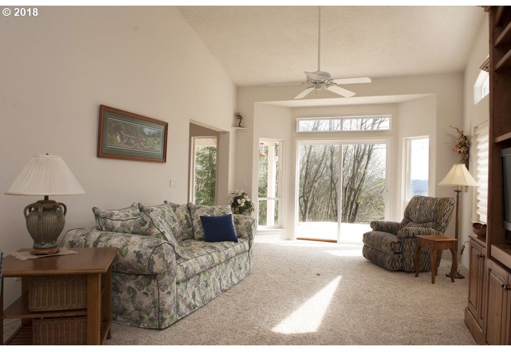 225 Hawks View Road Woodland, WA 98674 - Photo 8 of 32 Gallery Image 8