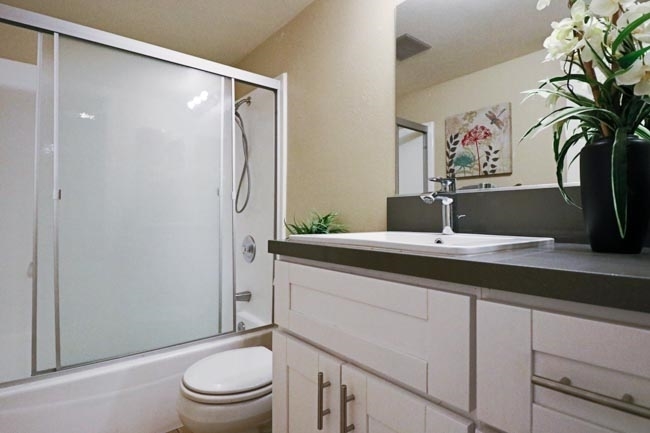 6365 Rancho Mission Road, Unit 1 San Diego, CA 92108 - Photo 9 of 18