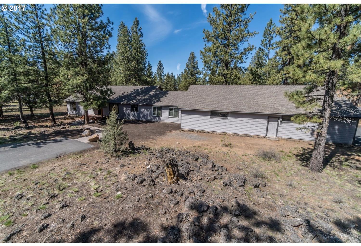 19588 Buck Canyon Road Bend, OR 97702 - Photo 11 of 22