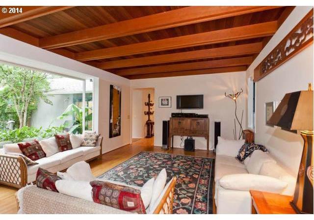 11511 Southwest Military Road Portland, OR 97219 - Photo 9 of 16 Gallery Image 9