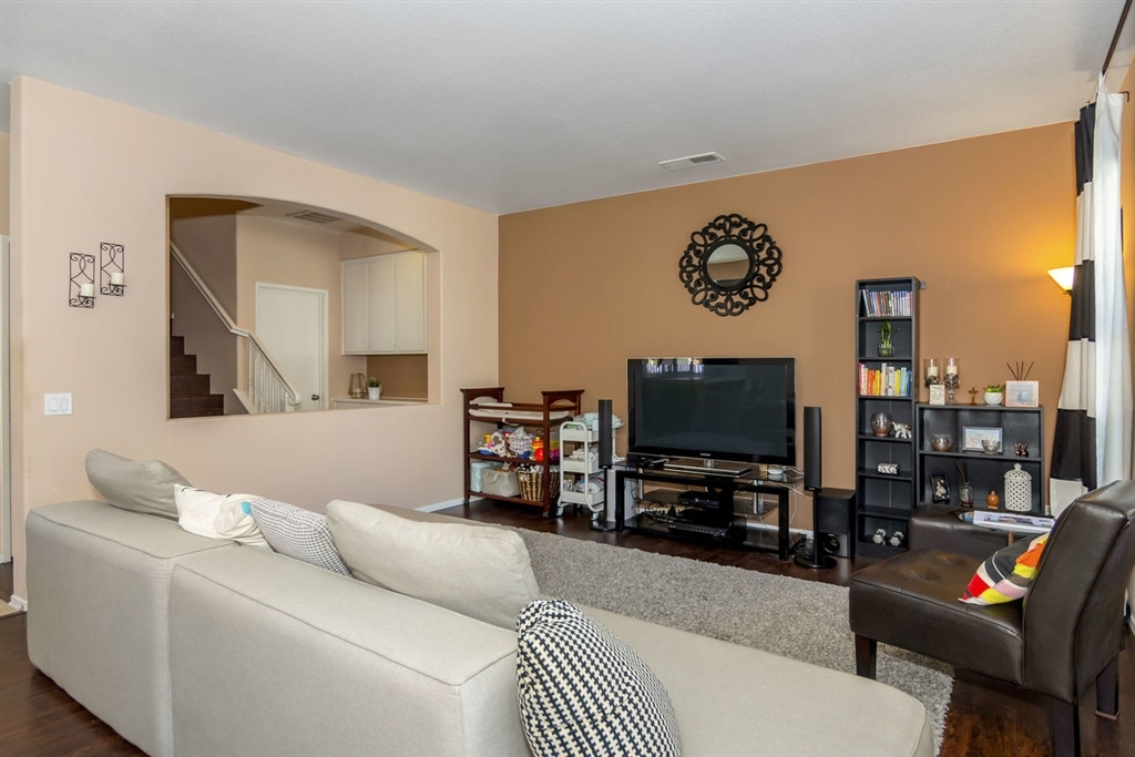 1925 Impressionist Drive, Unit 3 Chula Vista, CA 91913 - Photo 3 of 25