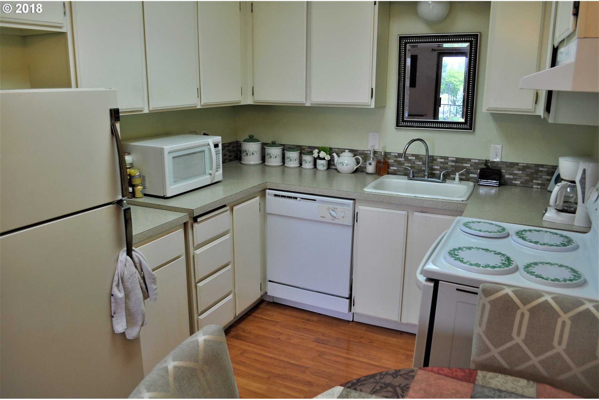 950 Evergreen Road, Unit 320 Woodburn, OR 97071 - Photo 6 of 14 Gallery Image 6