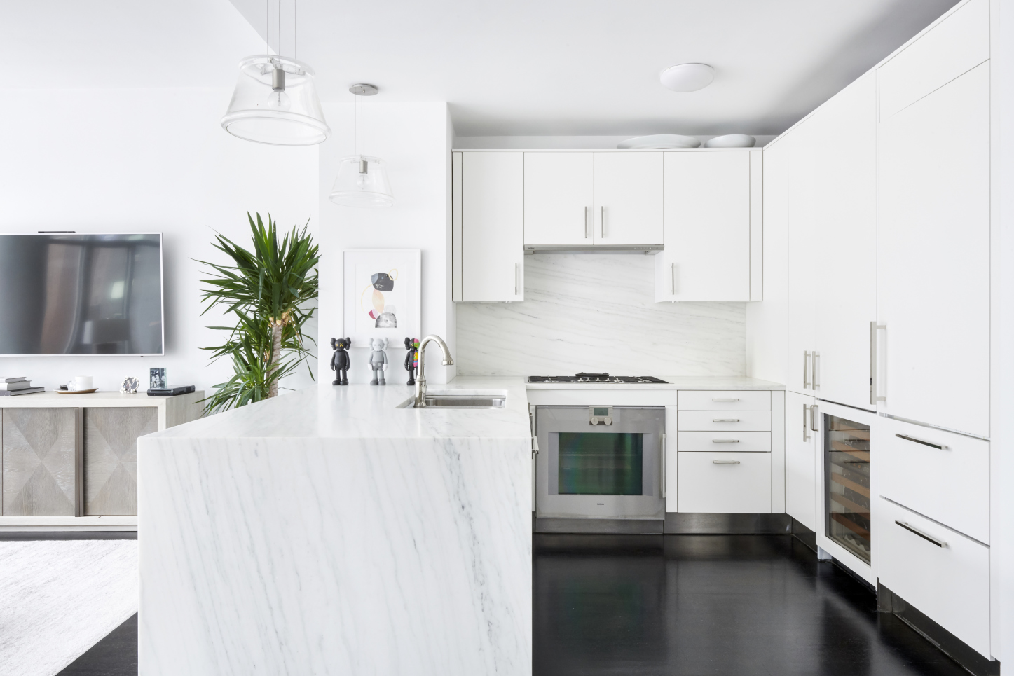 520 West 19th Street, Unit 6A Manhattan, NY 10011 - Photo 3 of 7