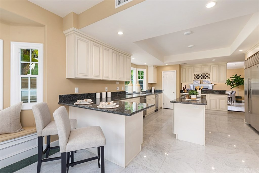 16111 Whitecap Lane Huntington Beach, CA 92649 - Photo 13 of 45