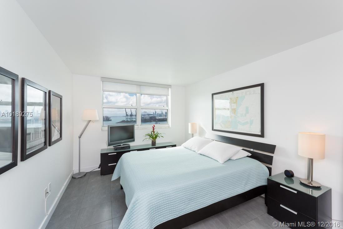 90 Alton Road, Unit 1502 Miami Beach, FL 33139 - Photo 15 of 31