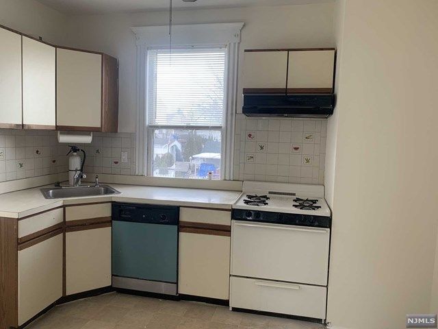 115 Madison Street Wood-Ridge, NJ 07075 - Photo 11 of 15