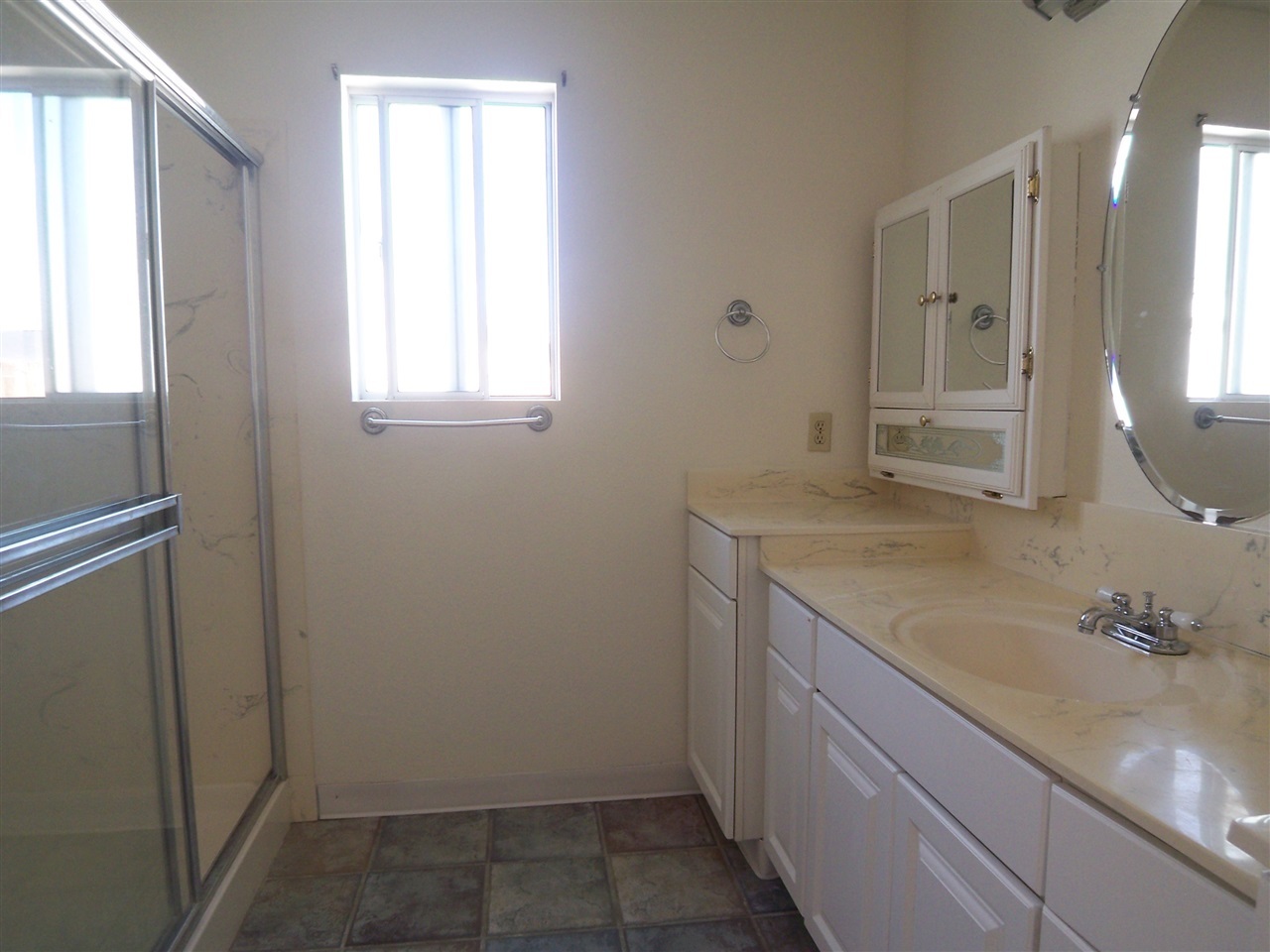 833 Rangeview Street Spring Valley, CA 91977 - Photo 10 of 19 Gallery Image 10