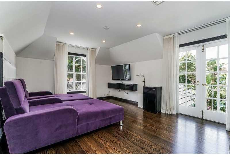 1437 Biscaya Drive Surfside, FL 33154 - Photo 11 of 26