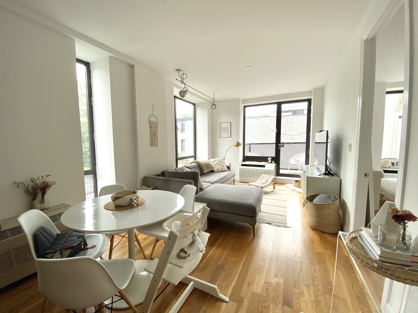 335 Carroll Street, Unit 2D Brooklyn, NY 11231 - Photo 5 of 12