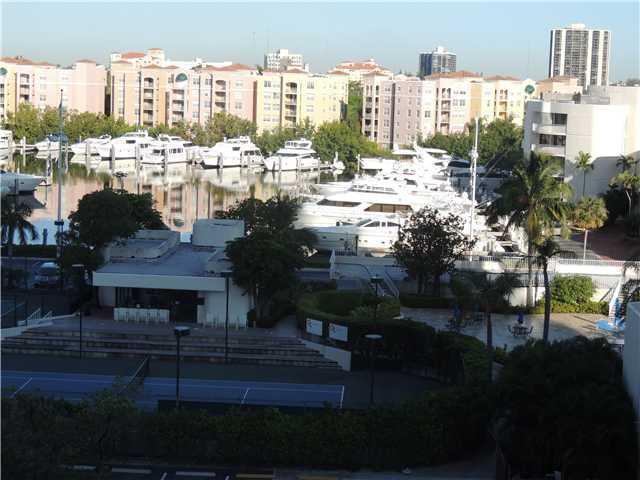 19707 Turnberry Way, Unit 7C Aventura, FL 33180 - Photo 8 of 11