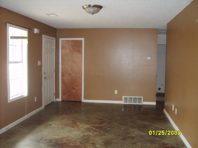 2177 Henrietta Road Memphis, TN 38134 - Photo 2 of 8 Gallery Image 2