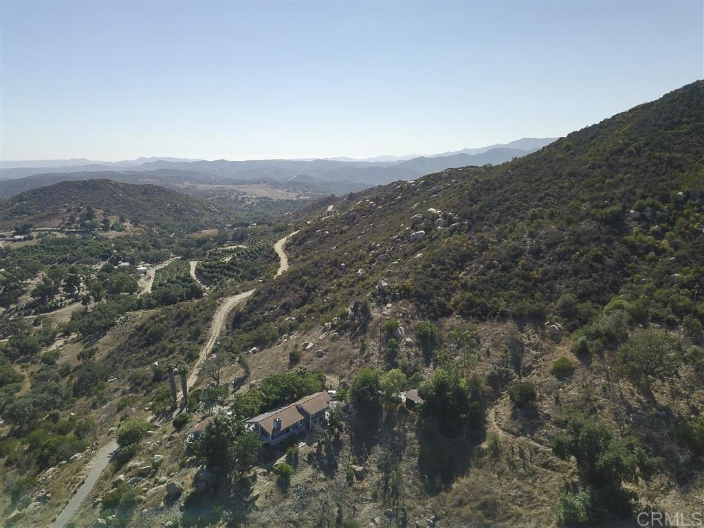 38686 Harris Trail Fallbrook, CA 92028 - Photo 7 of 24 Gallery Image 7