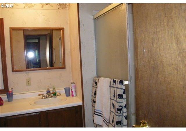 320 Box Canyon Road Goldendale, WA 98620 - Photo 5 of 31 Gallery Image 5