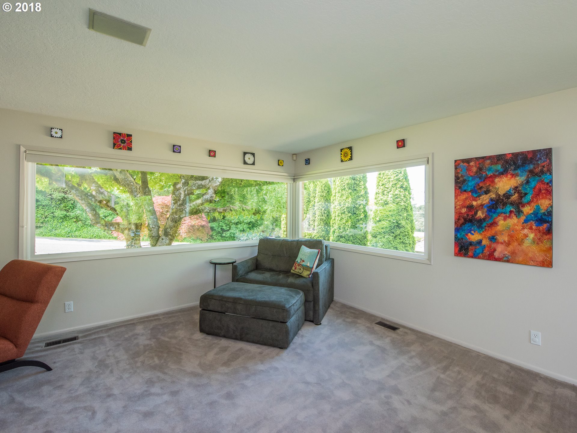 4515 Southwest Cameron Road Portland, OR 97221 - Photo 7 of 30 Gallery Image 7