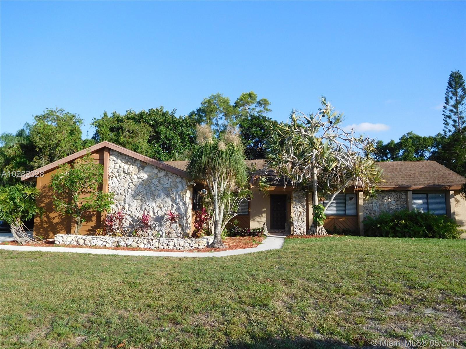 12118 Old Country Road South Wellington, FL 33414 - Photo 1 of 29