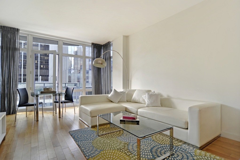 555 West 59th Street, Unit 9D Manhattan, NY 10019 - Photo 1 of 5