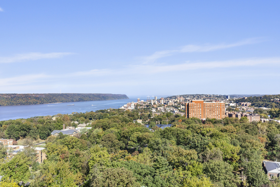 5900 Arlington Avenue, Unit 17B Bronx, NY 10471 - Photo 9 of 19