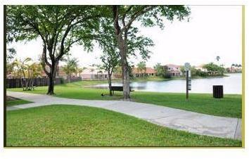 4500 Southwest 154th Place Miami, FL 33185 - Photo 15 of 16