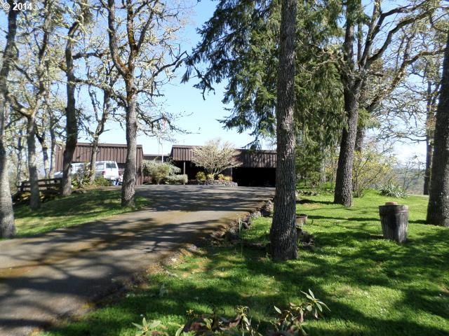 1160 Brockway Road Winston, OR 97496 - Photo 1 of 16 Gallery Image 1