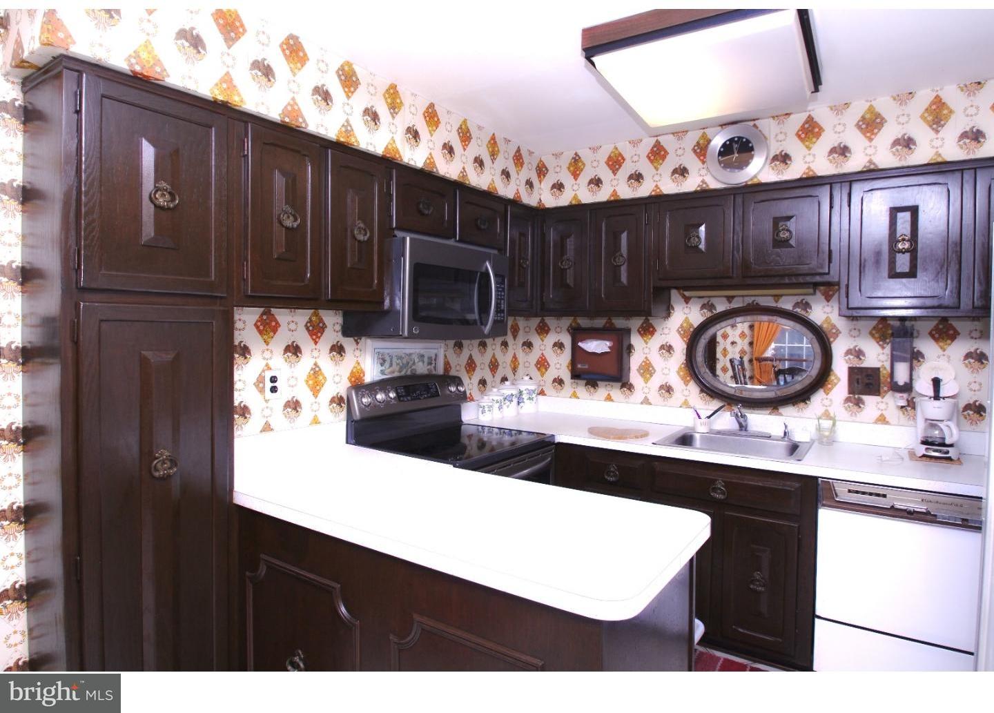 226 County Line Road Huntingdon Valley, PA 19006 - Photo 5 of 14 Gallery Image 5