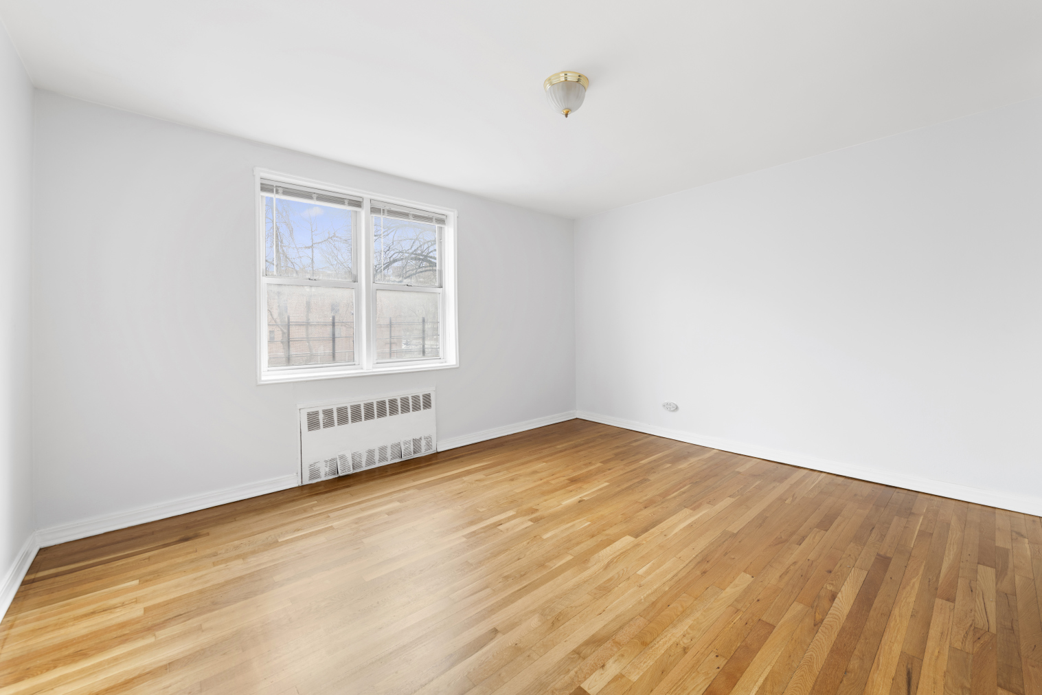180 Van Cortlandt Park South, Unit 2D Bronx, NY 10463 - Photo 5 of 8