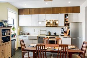 192 East 8th Street, Unit 6C Brooklyn, NY 11218 - Photo 3 of 8