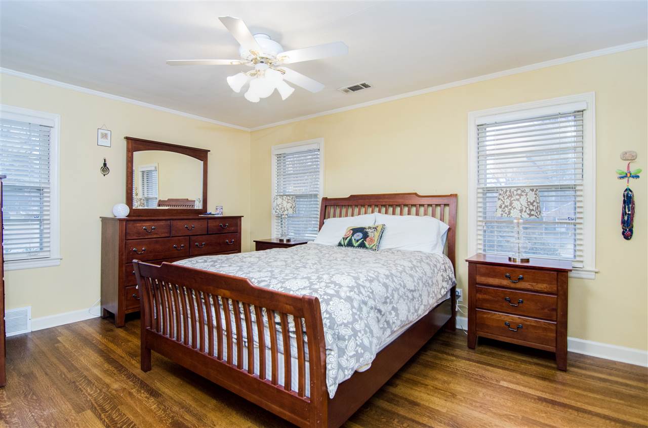 225 Avon Road Memphis, TN 38117 - Photo 14 of 18